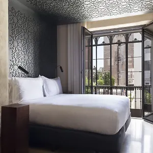 Eme Catedral Mercer 5*, Seville Spain
