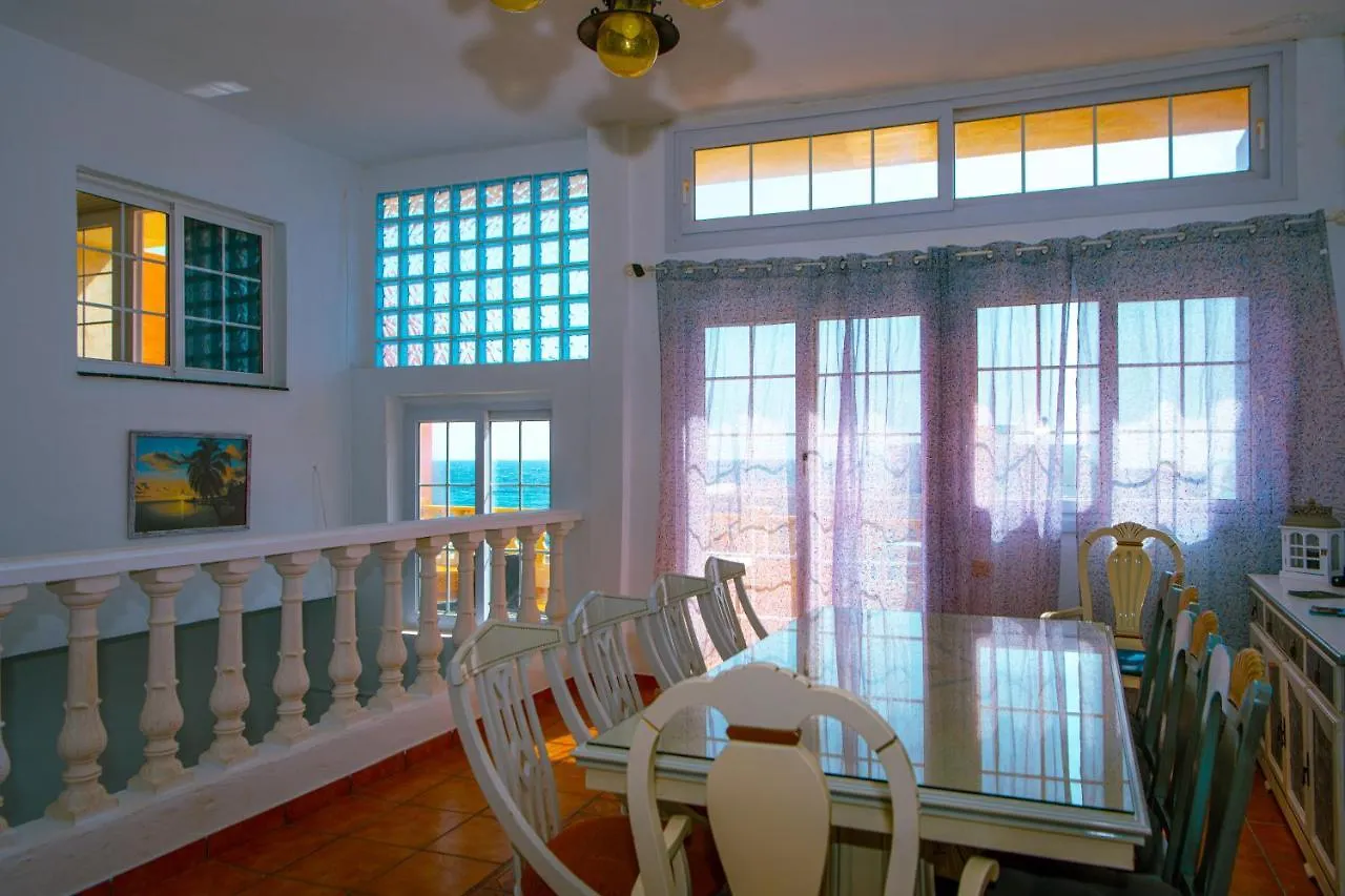 Hostel Blue Lagoon La Mareta